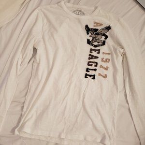 American Eagle white graphic long sleeve shirt (S)